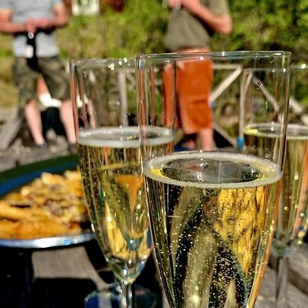 Skogsbrynet B&B, Bredsjoe Nya Herrgard Hällefors Dış mekan fotoğraf