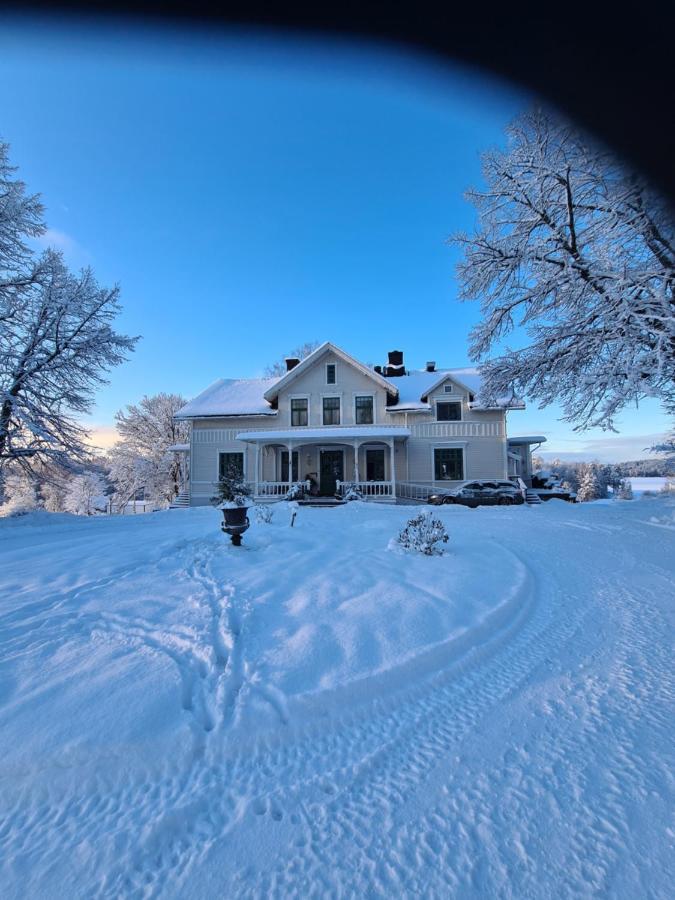 Skogsbrynet B&B, Bredsjoe Nya Herrgard Hällefors Dış mekan fotoğraf