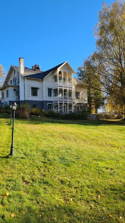 Skogsbrynet B&B, Bredsjoe Nya Herrgard Hällefors Dış mekan fotoğraf