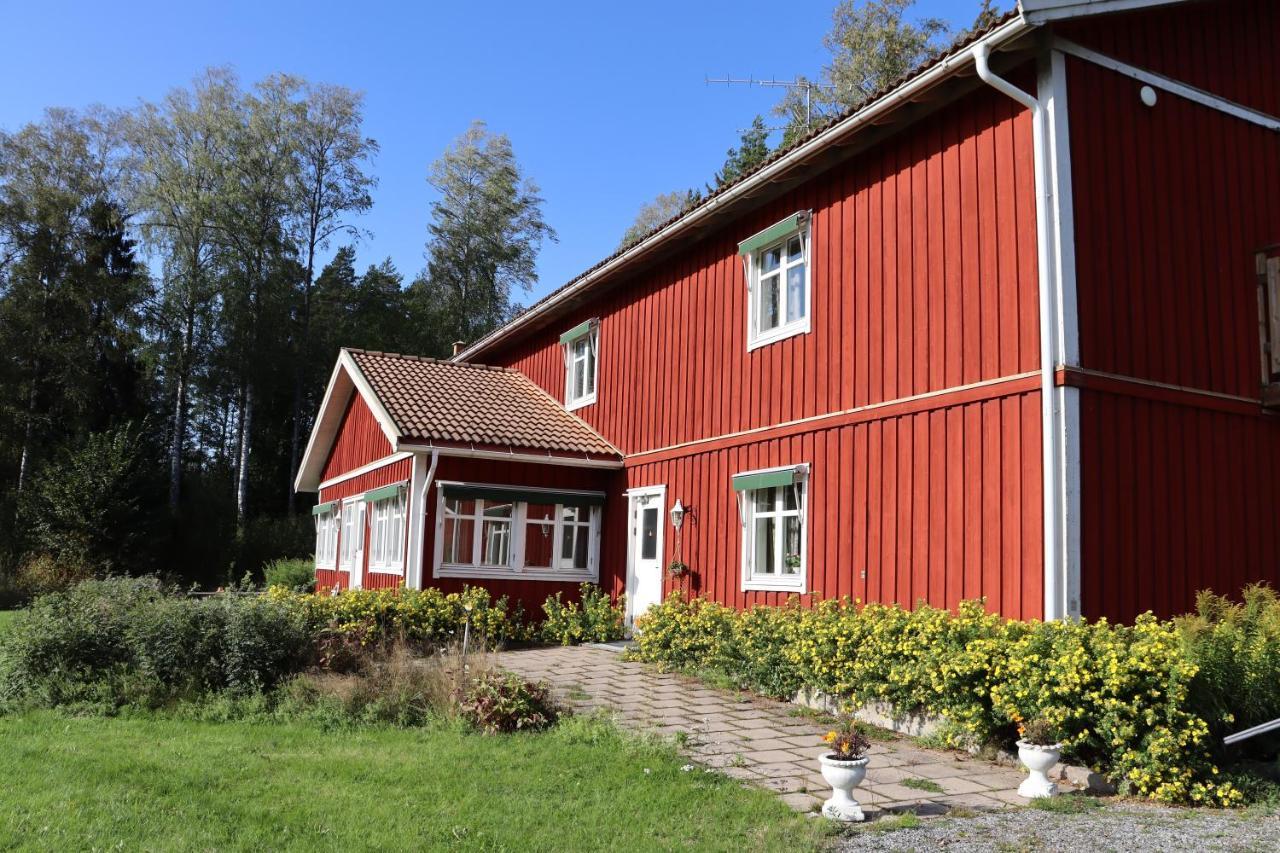 Skogsbrynet B&B, Bredsjoe Nya Herrgard Hällefors Dış mekan fotoğraf